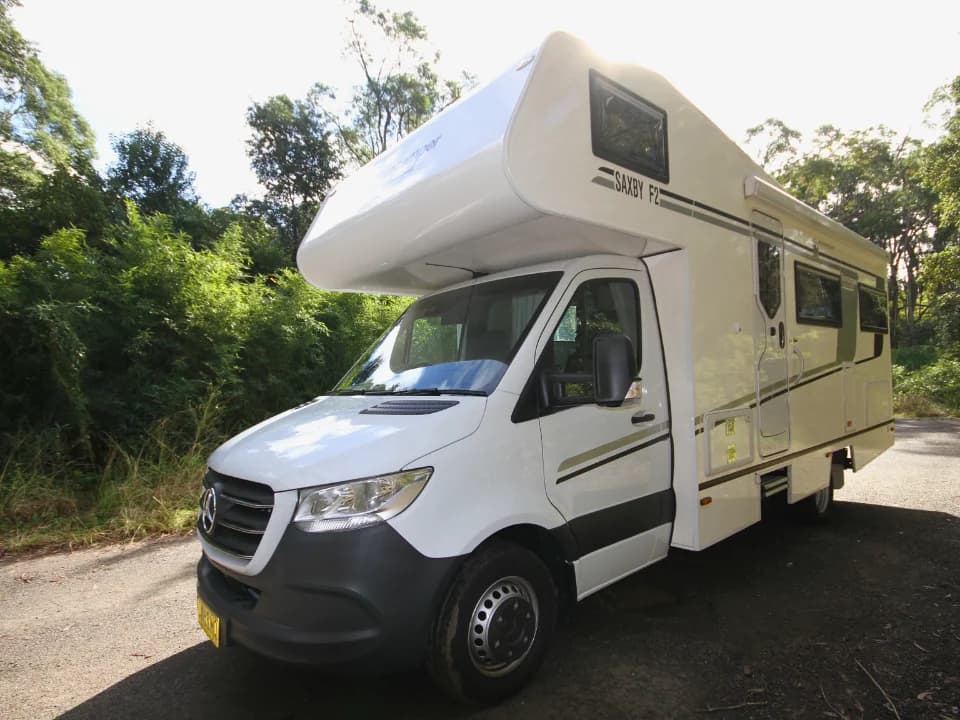2024 Suncamper Saxby F-2 demo motorhome — front-quarter exterior, 22,000 km, available at Northside RV Thornleigh
