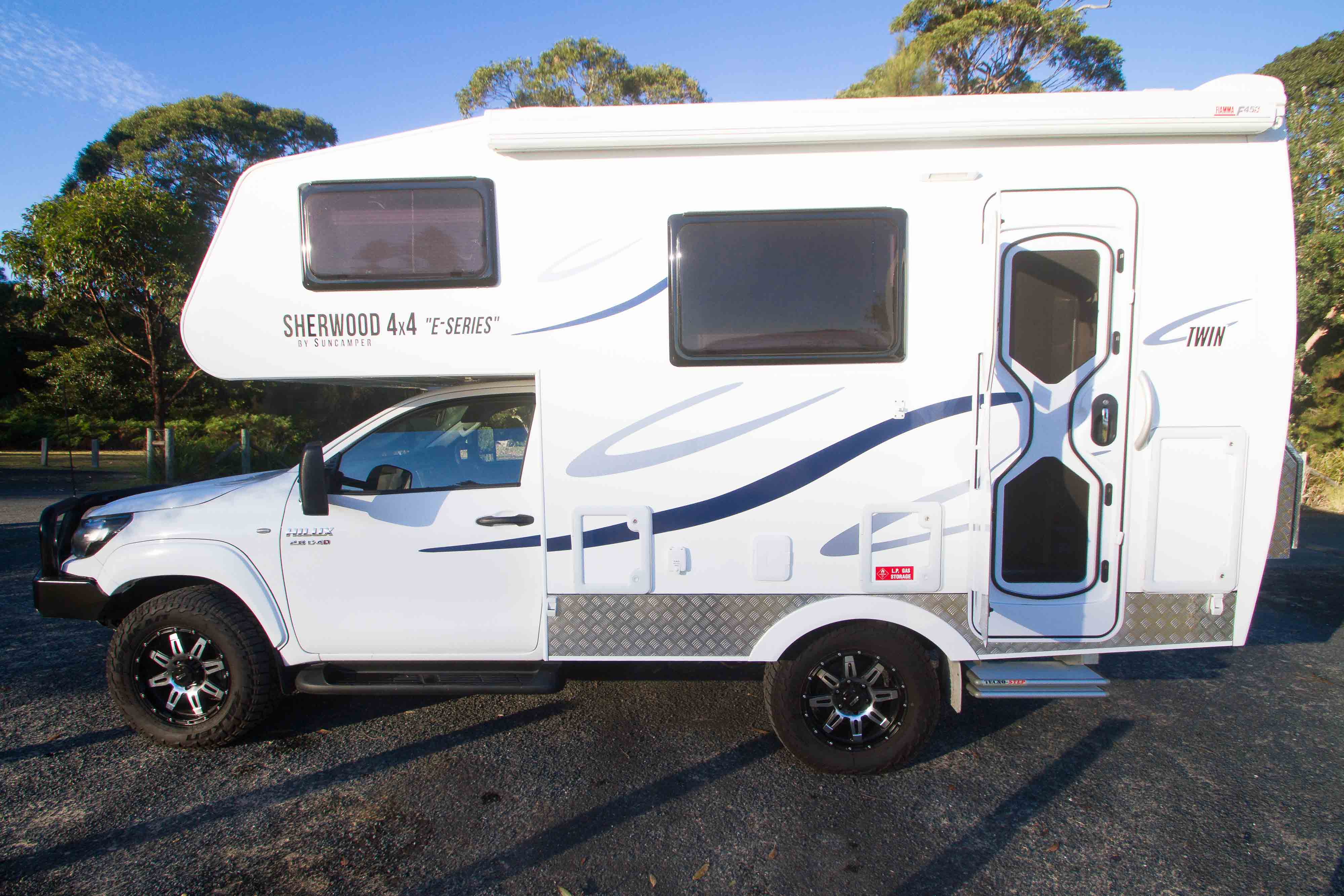 Suncamper Sherwood 4×4 Twin 2017 – PRICE REDUCED!!! | NorthsideRV